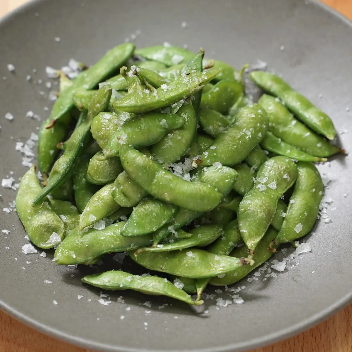 Salt Edamame - Steamed edamame finished with sea salt flakes, vegan and gluten-free